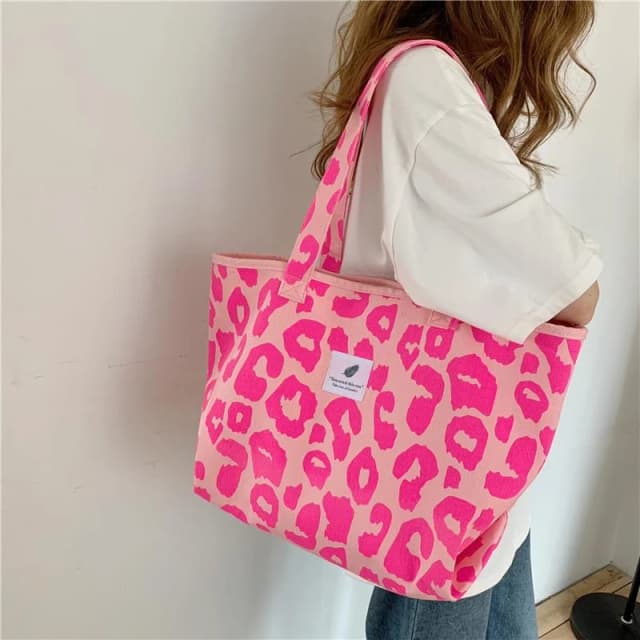 Bolso de hombro con estampado de leopardo
