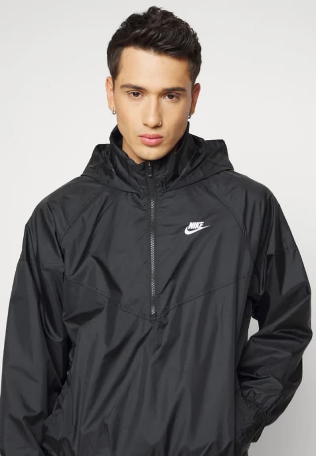 Chaqueta Nike WindBreak