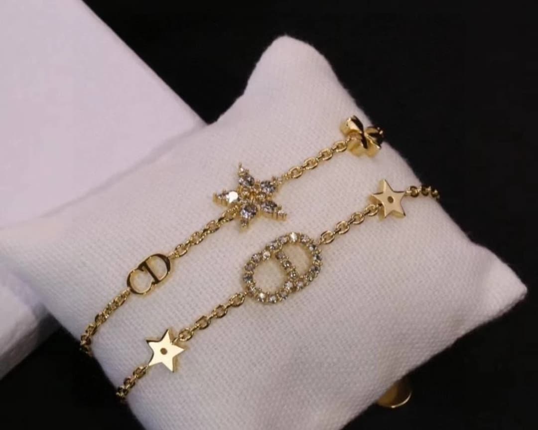 Product Pulsera DIOR dorada