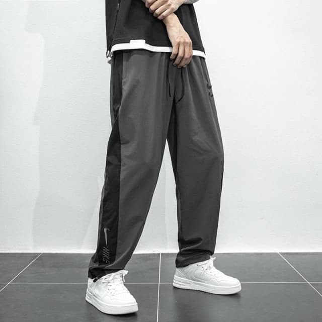 Pantalón ancho Nike