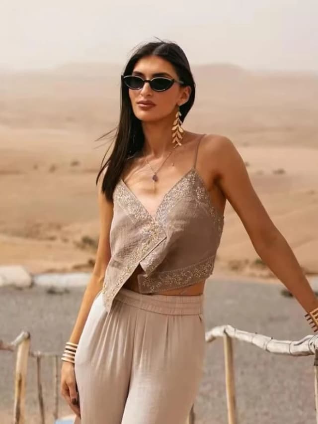 Top de verano marrón